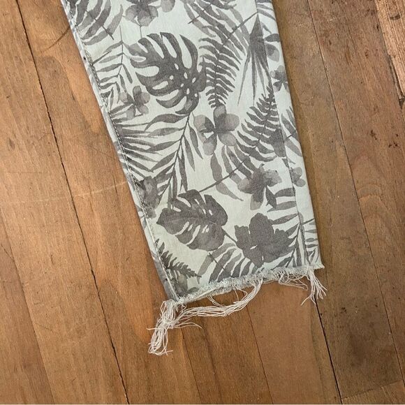 Joe’s Jeans The Icon Palm Skinny Crop Mint Green Women's Size 31 - Picture 10 of 10